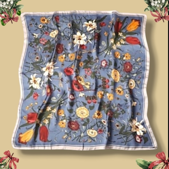 🌼🌲🎁NWOT Beautiful, Silky, Floral Square Scarf. Great Gift! - Picture 1 of 5